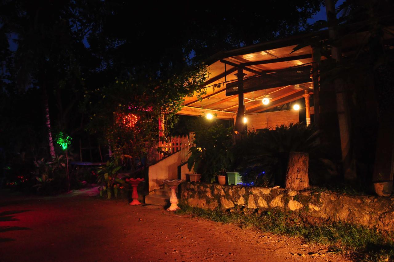 Mama'S Place Mirissa Exterior foto